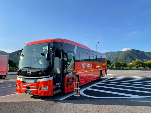 伊予鉄バス　または、同等クラス
