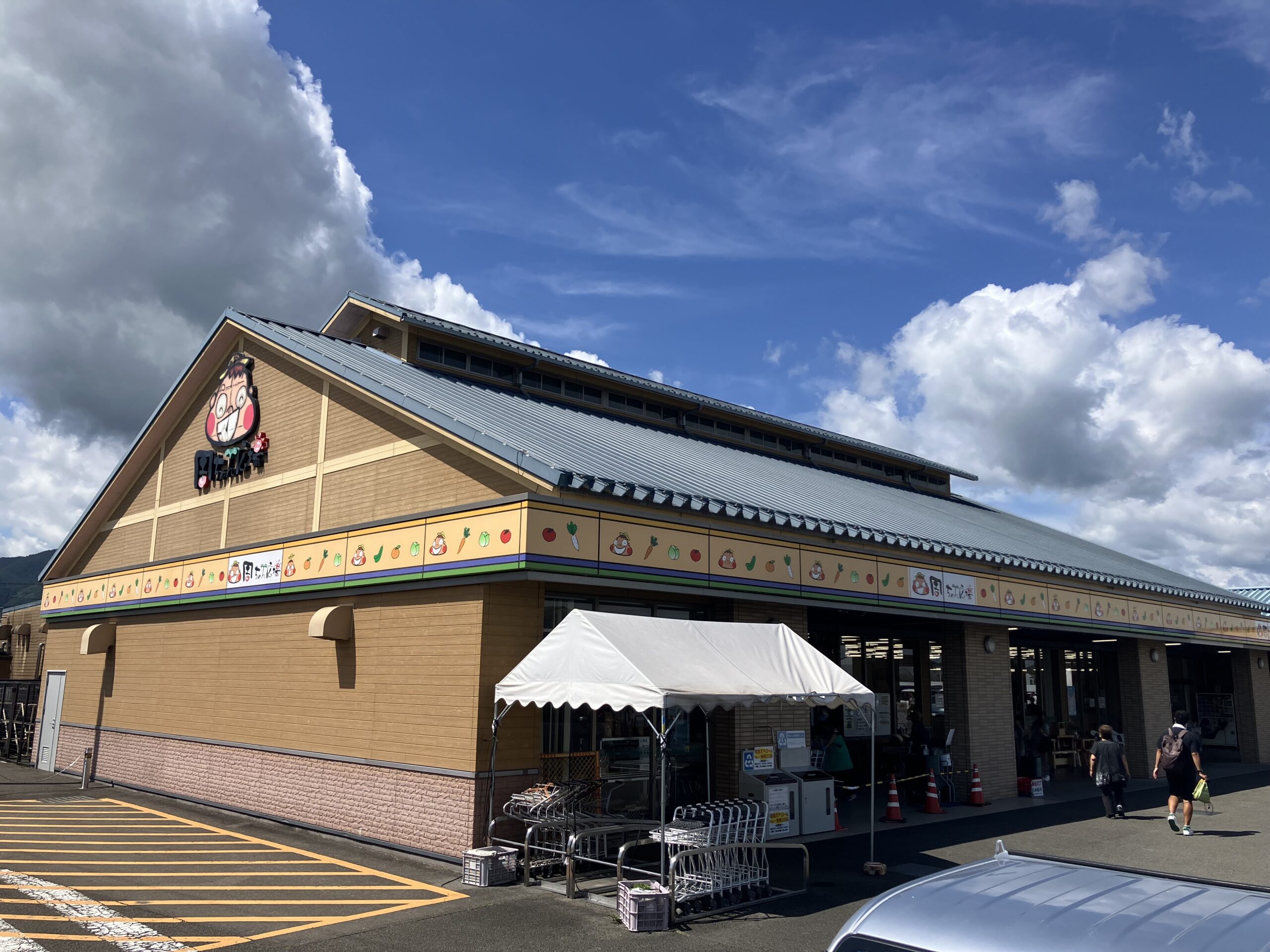 四国最大級の直売所 周ちゃん広場でお買い物！